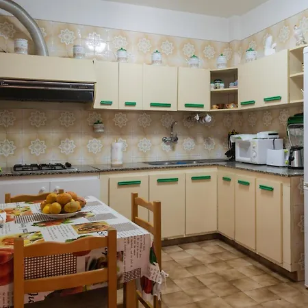 Piso Cerca Del Mar En 아파트 Alcalá