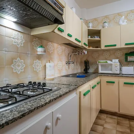 Piso Cerca Del Mar En *