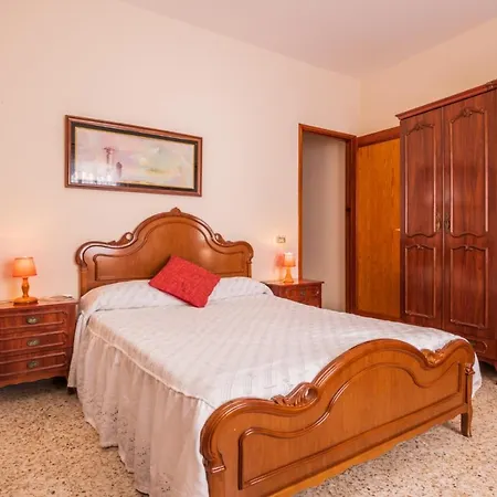 Piso Cerca Del Mar En * Alcalá