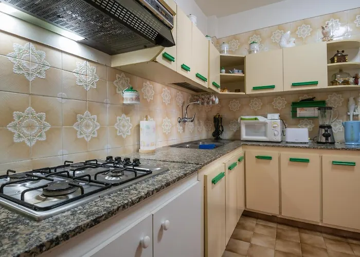 Piso Cerca Del Mar En *